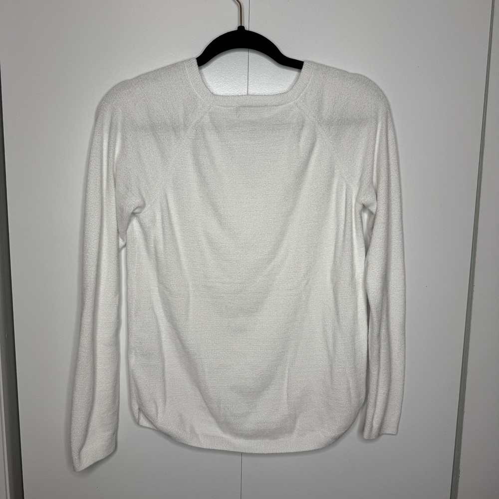 Barefoot Dreams CozyChic Ultra Lite pullover with front pocket White XS - Picture 5 of 6
